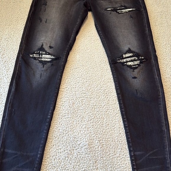 AMIRI Black Distressed Skinny Jeans Sz 38x35
amiri cashew flower kilim mx1 jeans - Picture 3 of 11
